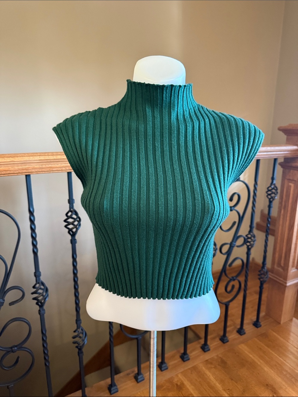 Cropped sweater